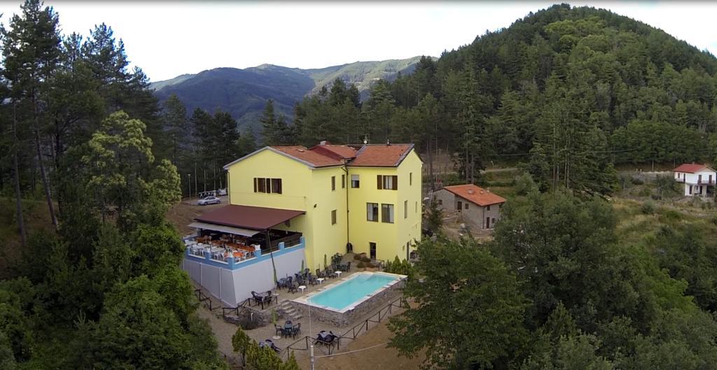 Hotel Le 3 Fonti Loro Ciuffenna Exterior foto